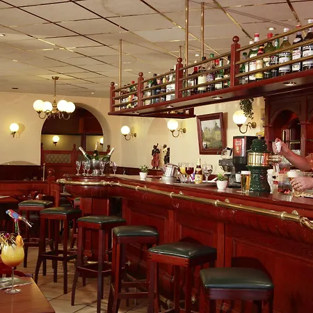 Hotel Belle Vue 3*
